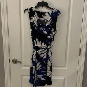 Women’s midi dress. Size large.
